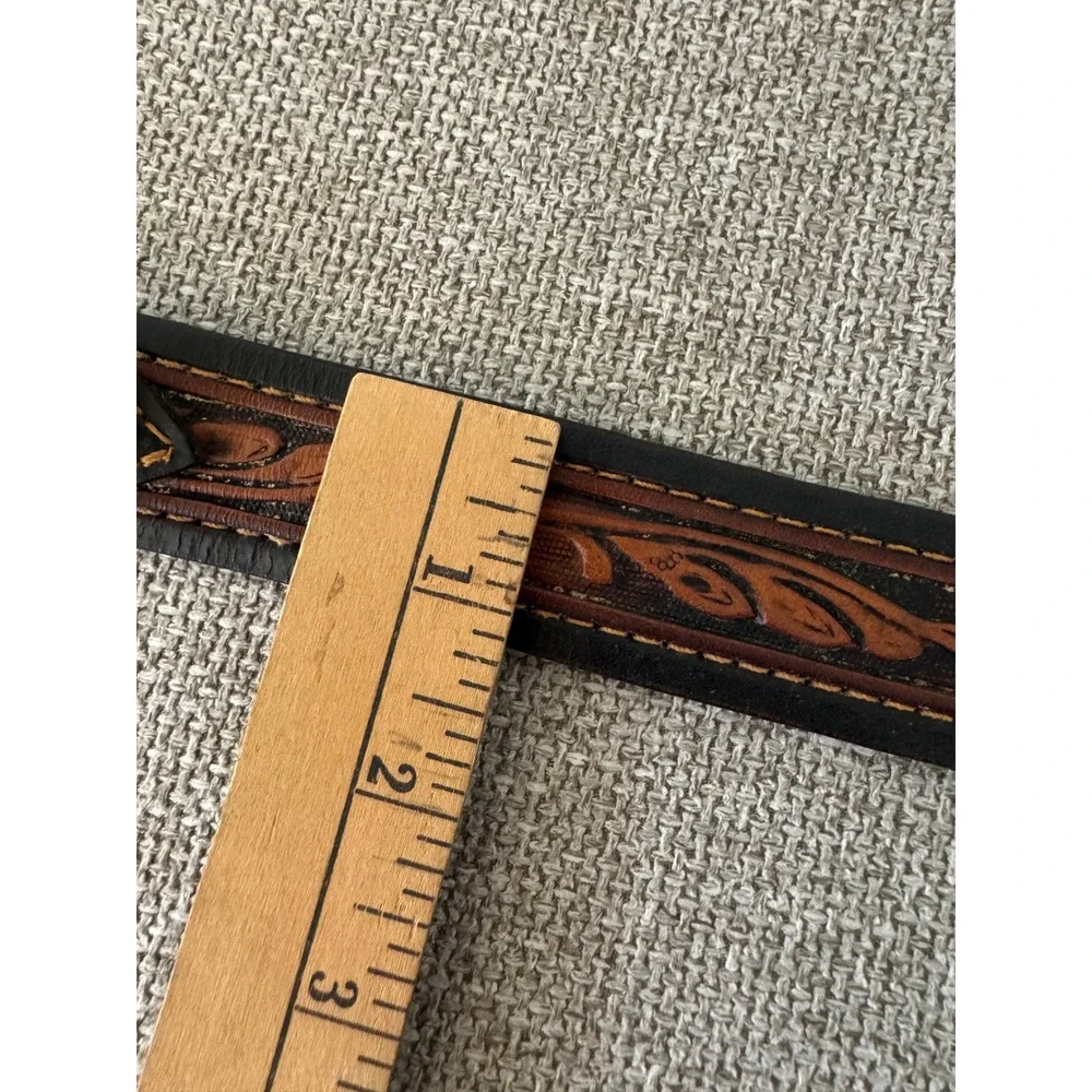 Unbranded this vintage